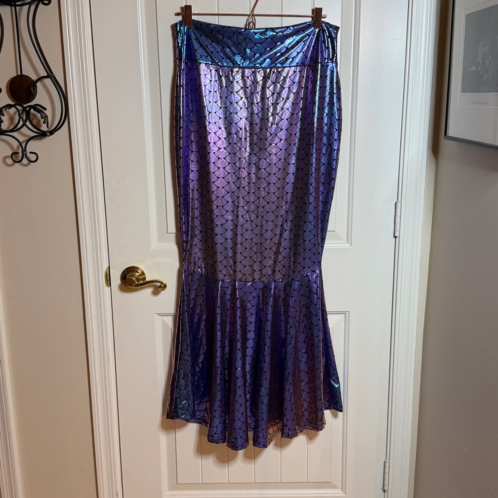 NWOT Spooktacular  Creations Metallic Hologram Shiny Mermaid Skirt Costume - Picture 2 of 6